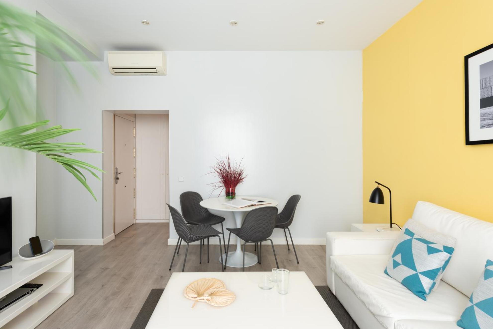 Carretas Apartments Madrid Exteriör bild