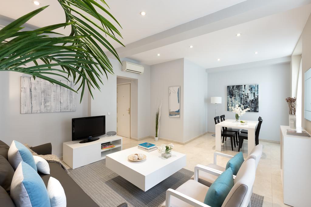 Carretas Apartments Madrid Exteriör bild