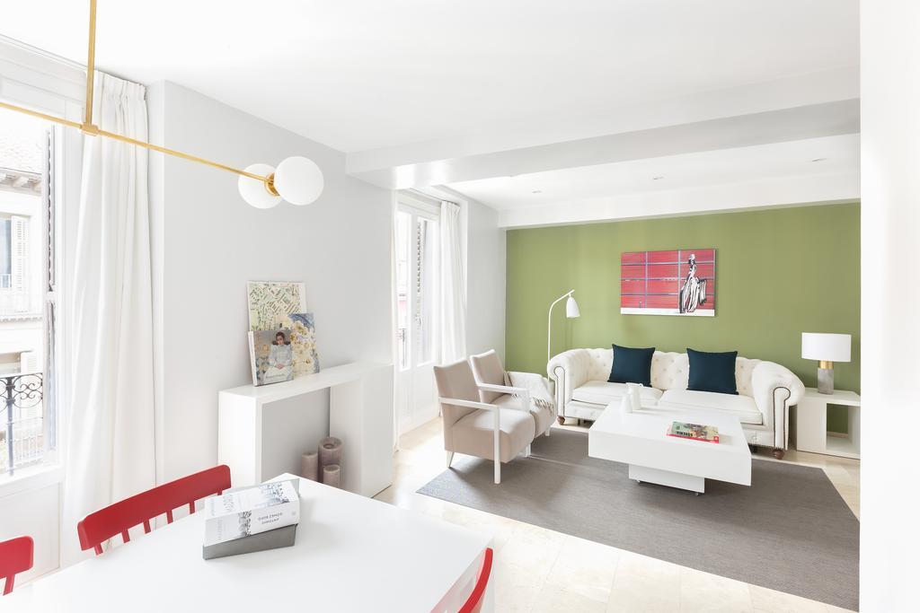 Carretas Apartments Madrid Exteriör bild