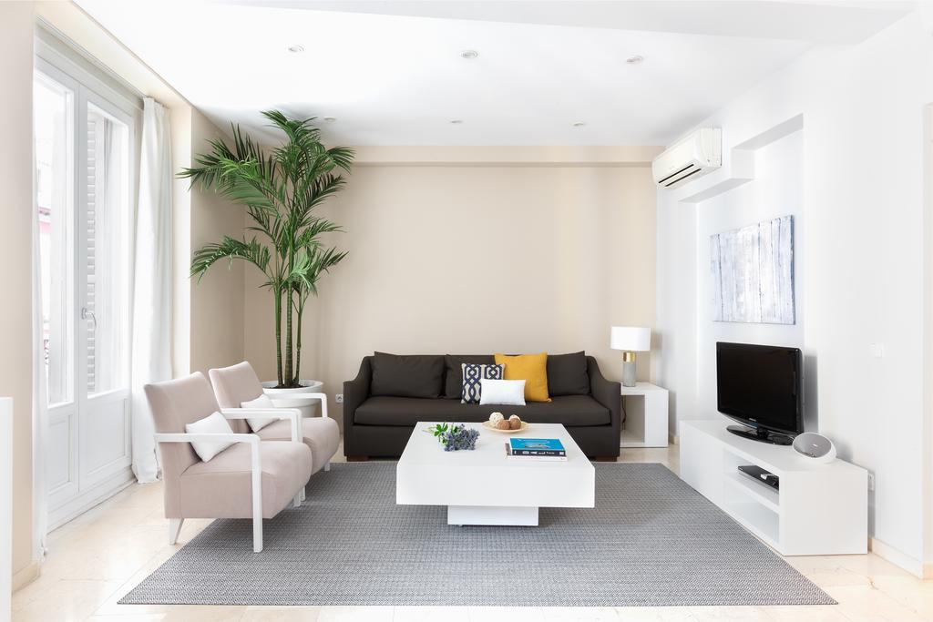 Carretas Apartments Madrid Exteriör bild
